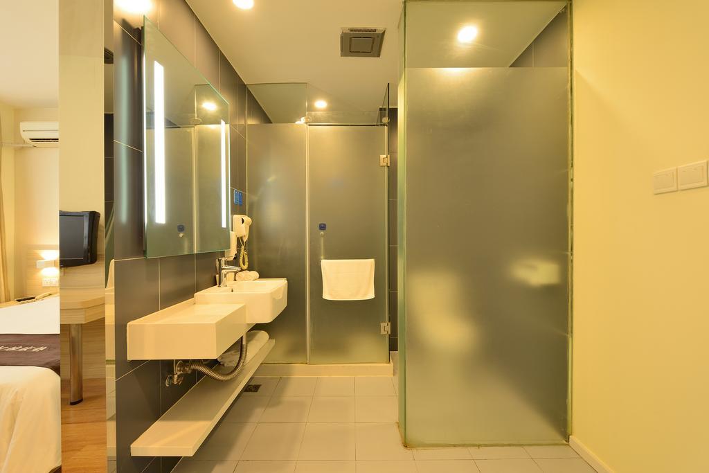 Hanting Hotel Shanghai Xujiahui Exterior foto